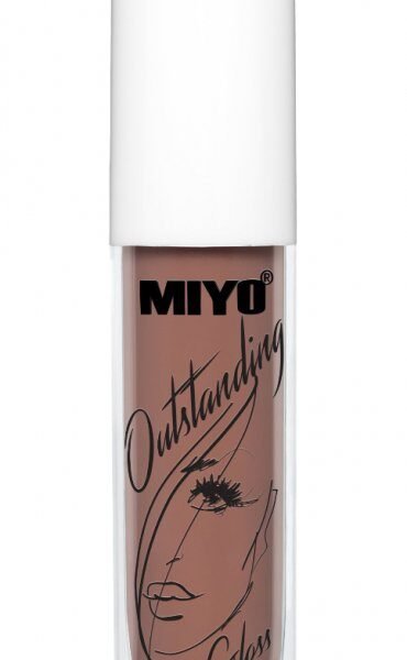 OUTSTANDING LIP GLOSS NO. 32 PECAN